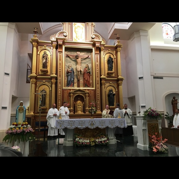 Meet your Posher, Mona Lisa. Share this & other listings I’ll share back🙏💙💛 - Picture 15 of 16